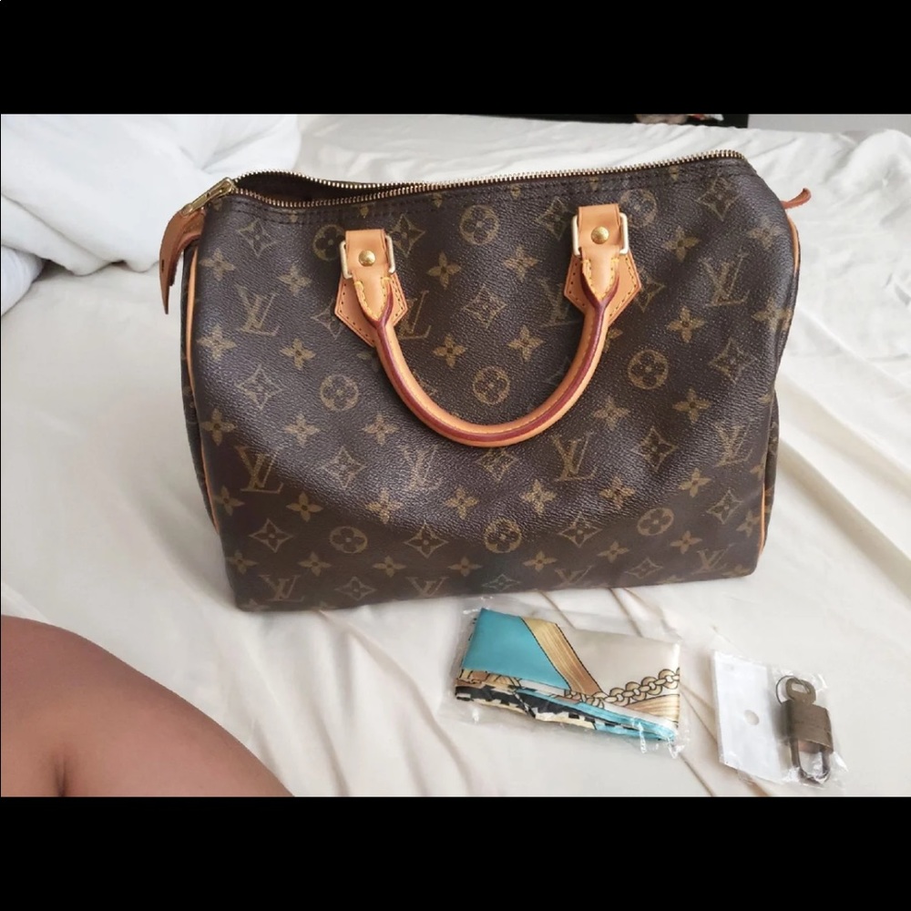 Authentic Louis Vuitton Speedy 30